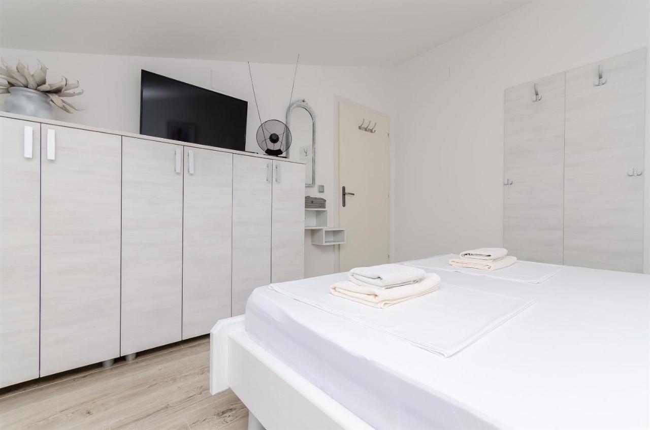 Apartment Ljubica Okrug Gornji Luaran gambar