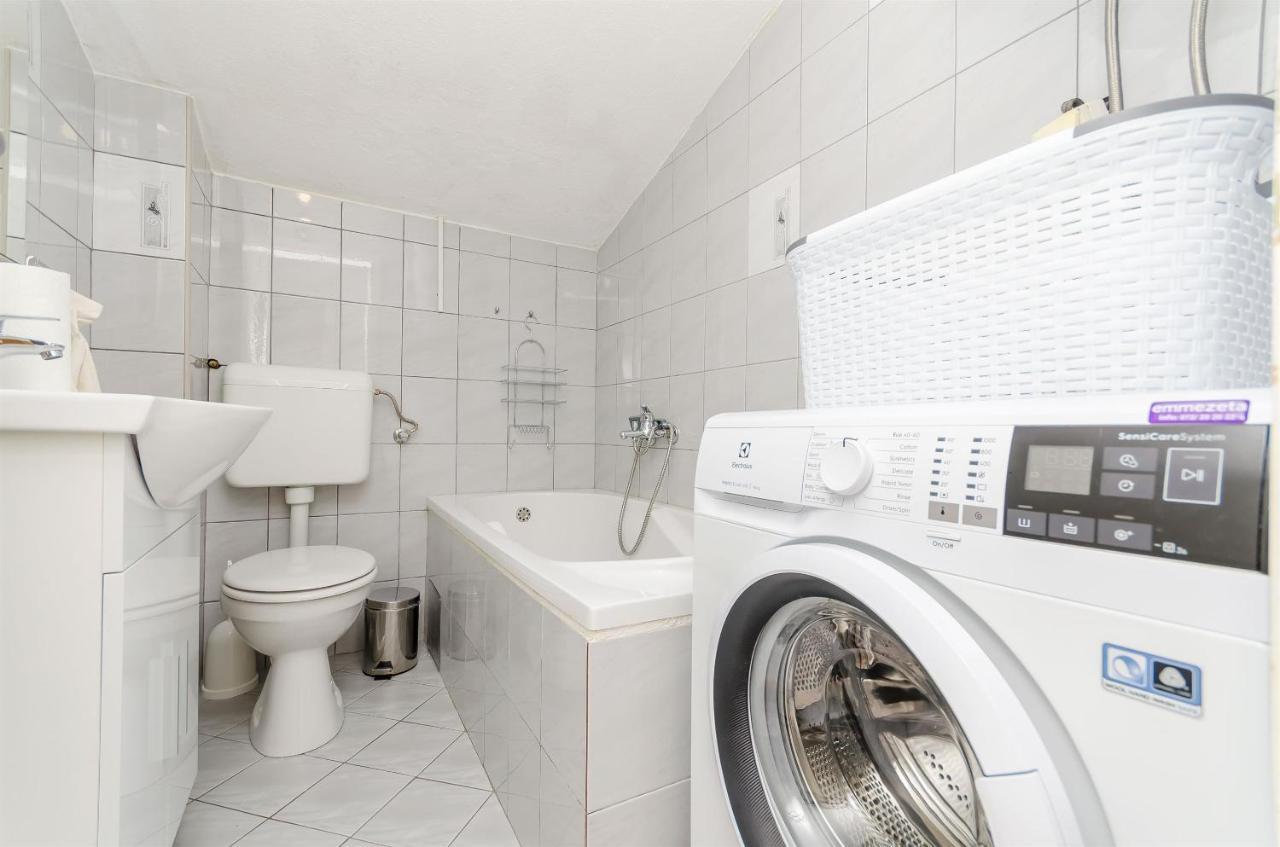 Apartment Ljubica Okrug Gornji Luaran gambar