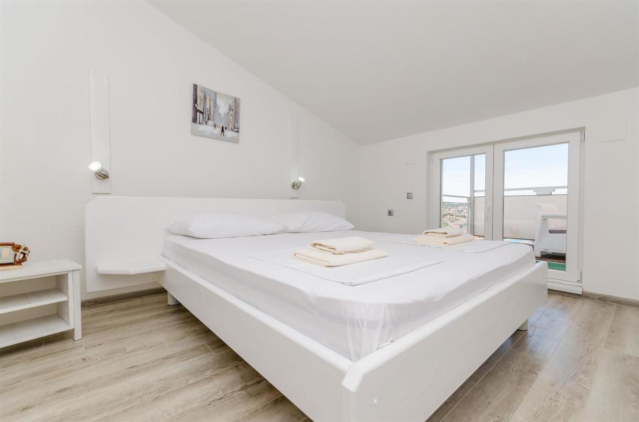 Apartment Ljubica Okrug Gornji Luaran gambar